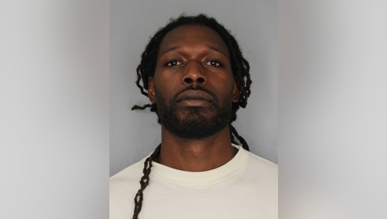 Jadeveon Clowney Arrested For Trespassing Days Before Cowboys Signing Jadeveon Clowney